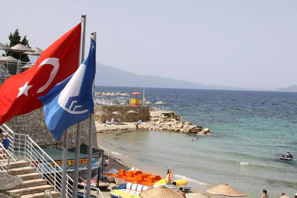 خط ساحلی کنار هتل سی لایت ریزورت